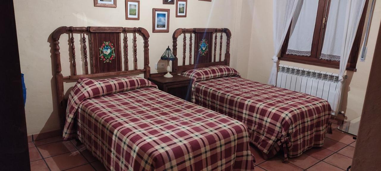 Hinojosa de Duero Casa Rural El Callejo מראה חיצוני תמונה